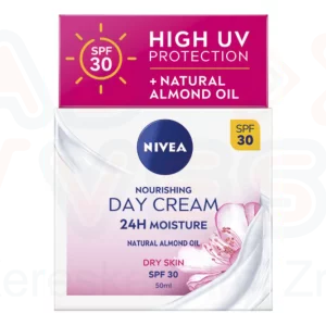 NIVEA Essentials nappali tápláló arckrém 50 ml száraz, érzékeny bőrre FF30